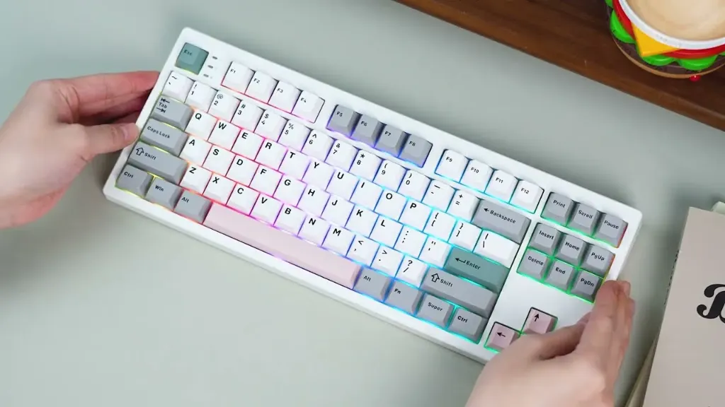 EPOMAKER TH87 Linear ( White )